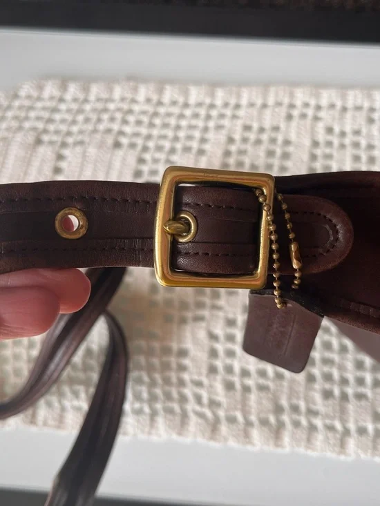 Vintage Janice Coach Brown Leather Crossbody Bag with bronze hardware made in DR - Picture 8 of 15